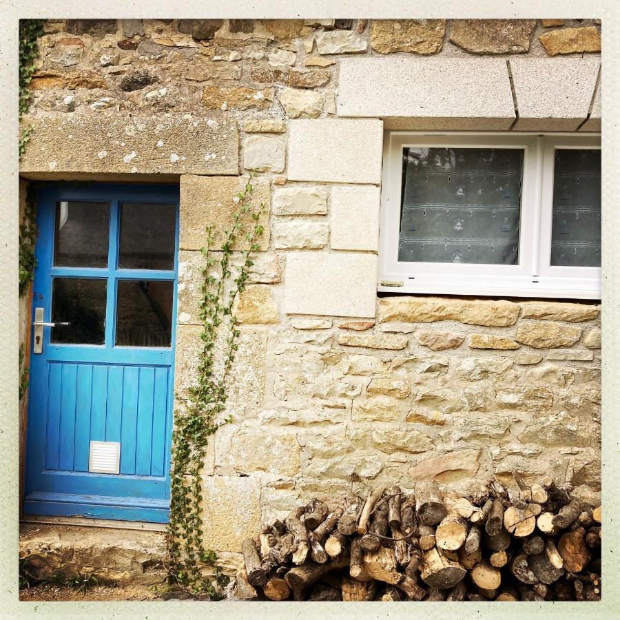 Authentique maison de pêcheur au coeur d'un hameau Crozon Extérieur photo